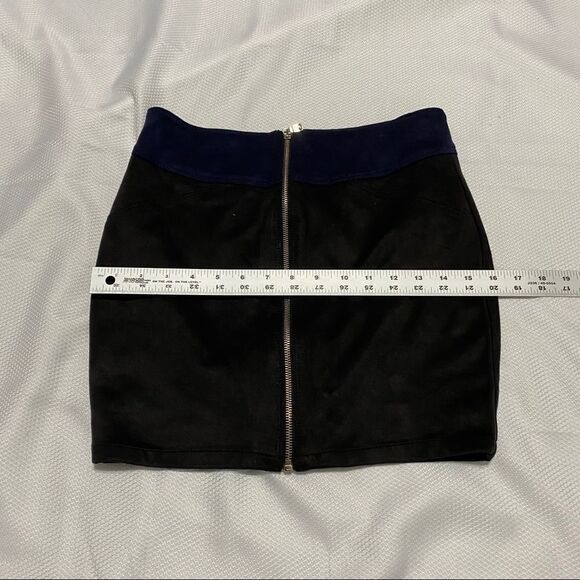 Zara Charcoal Gray‎ & Blue Faux Suede Mini Skirt - Picture 4 of 8